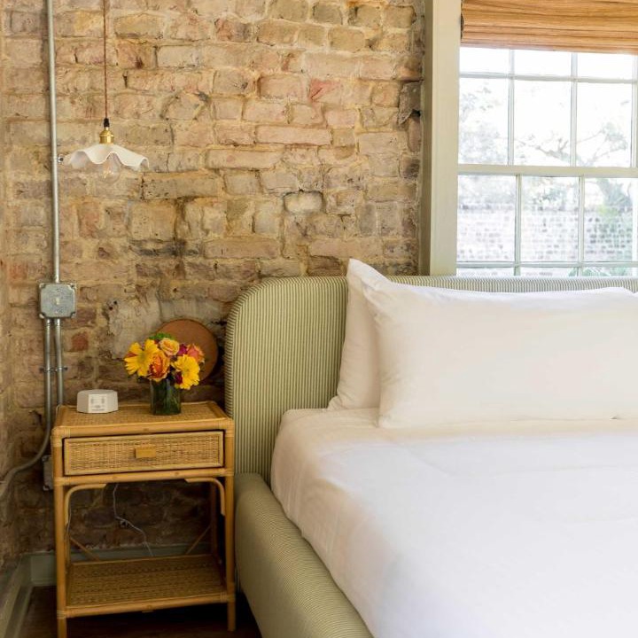 Harleston Village Bed & Breakfast | The Nicholas Carriage King Suite 1 Block to King