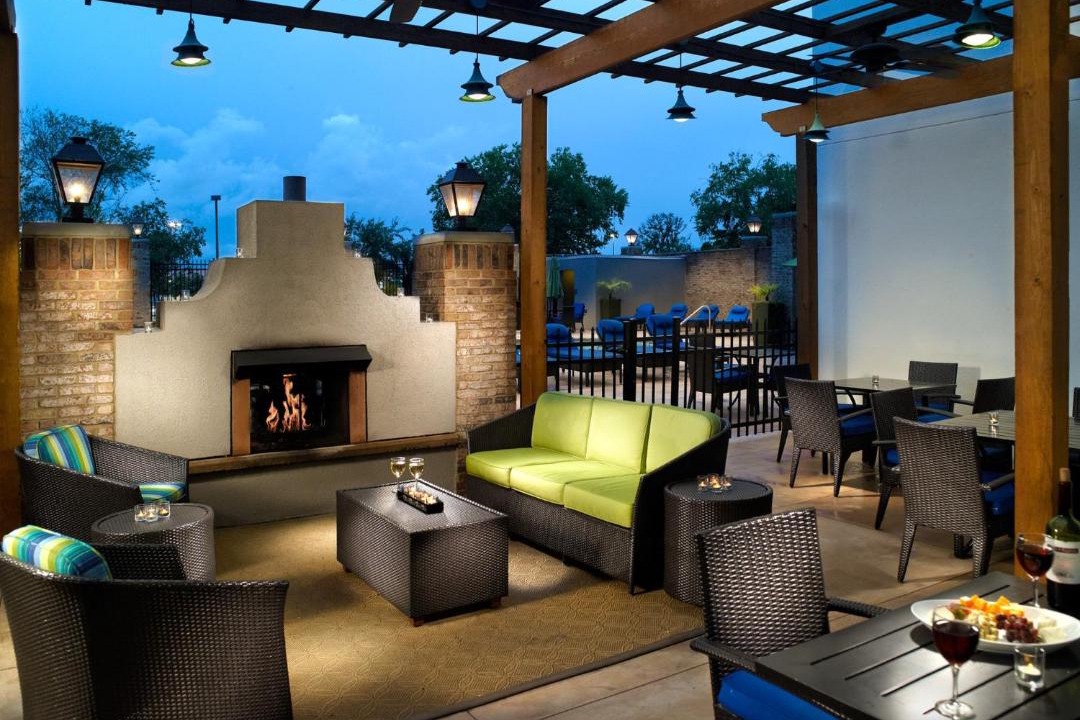 North Charleston Hotel | Crowne Plaza Charleston by IHG