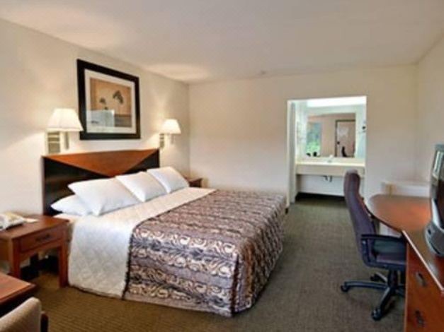 Photo of Bedroom in Ladson