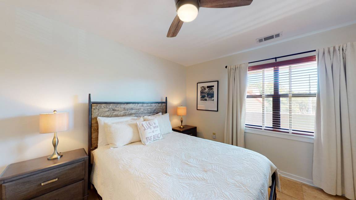 Photo of Bedroom in Shelter Cove