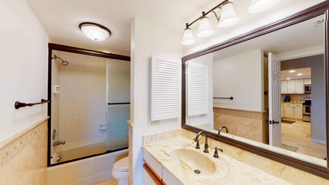 Photo of Bathroom in Shelter Cove