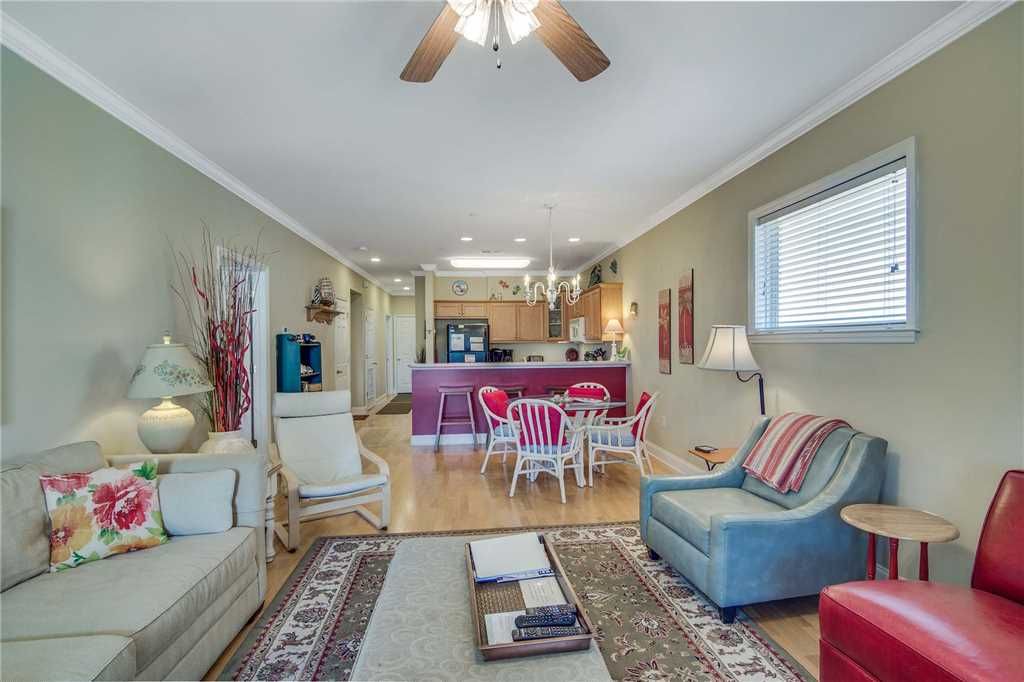 Photo of Livingroom in Folly Beach
