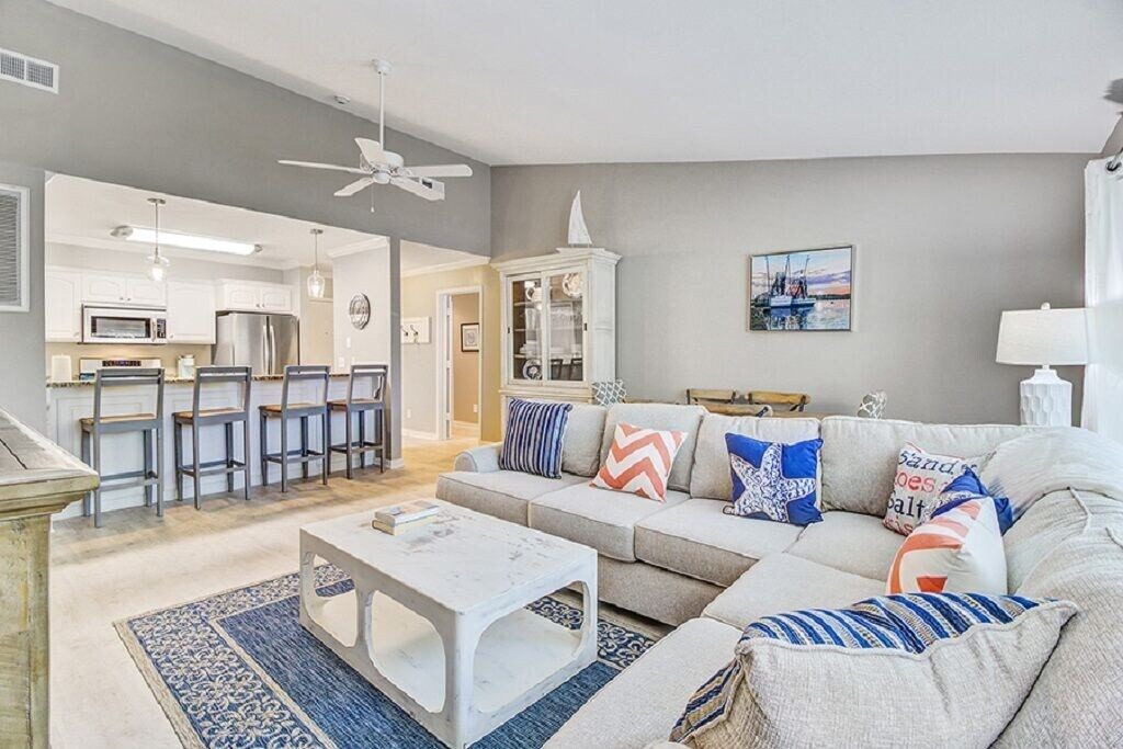 Photo of Livingroom in Isle of Palms