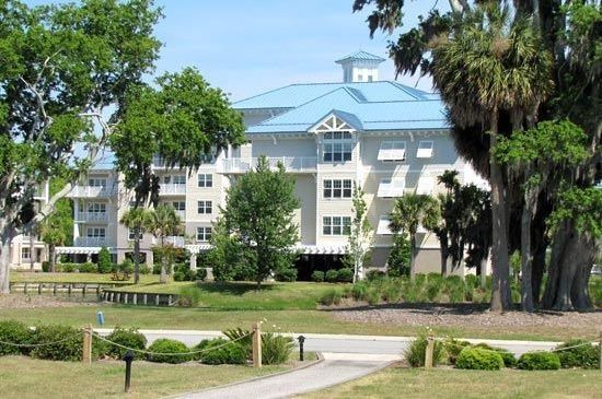 Photo of Buildings in Palmetto Dunes