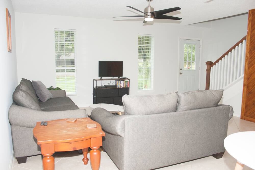 Photo of Livingroom in Savannah