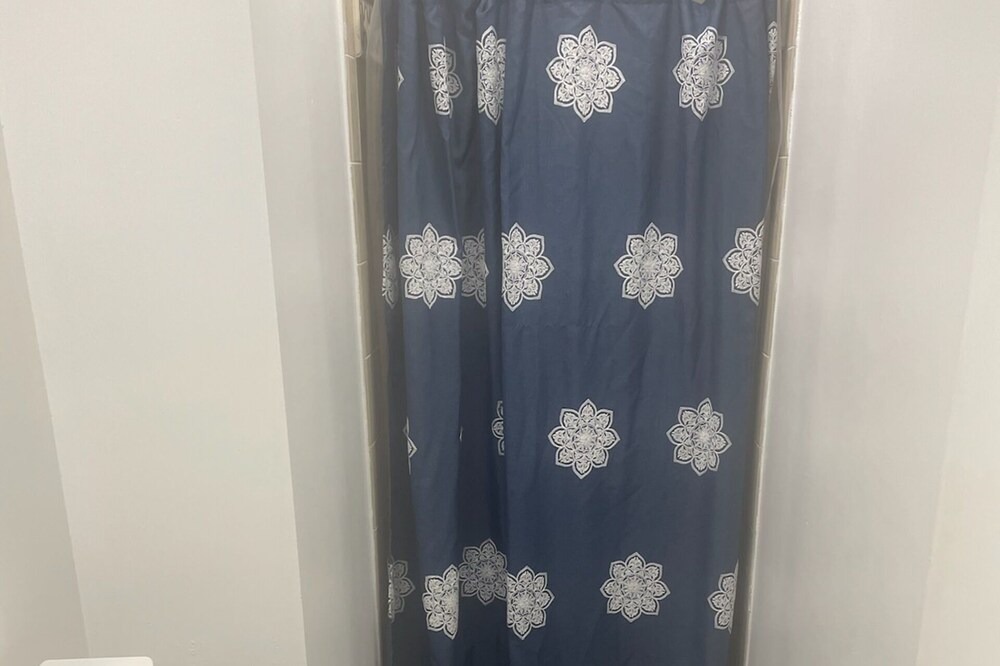 Photo of Bathroom in Whitemarsh Island