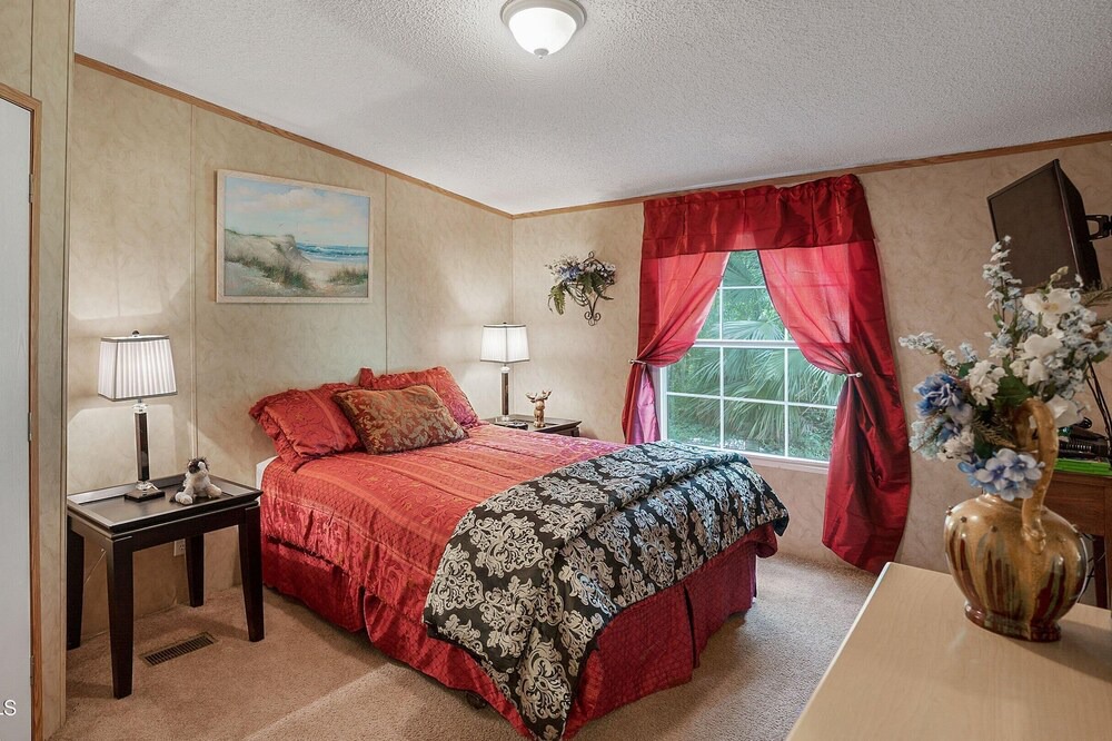 Photo of Bedroom in Seabrook