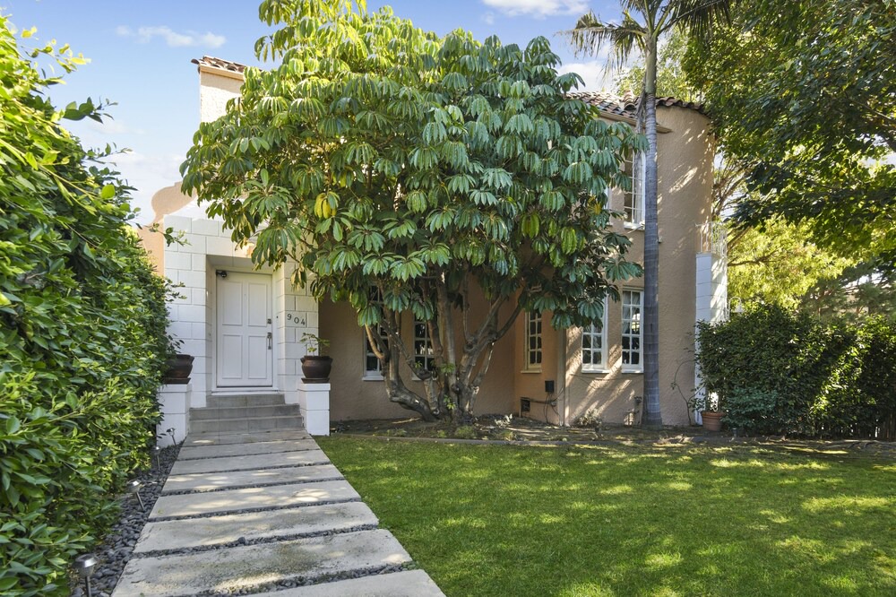 Photo of Outdoor in Melrose