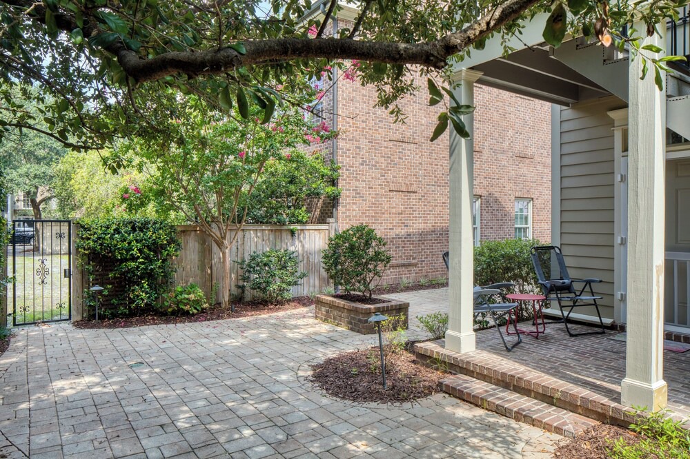 Photo of Patio Balcony in Old West Broad Neighborhood