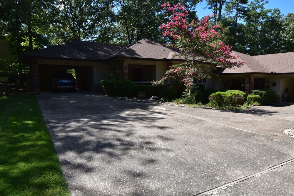 Photo of Outdoor in Hot Springs Village