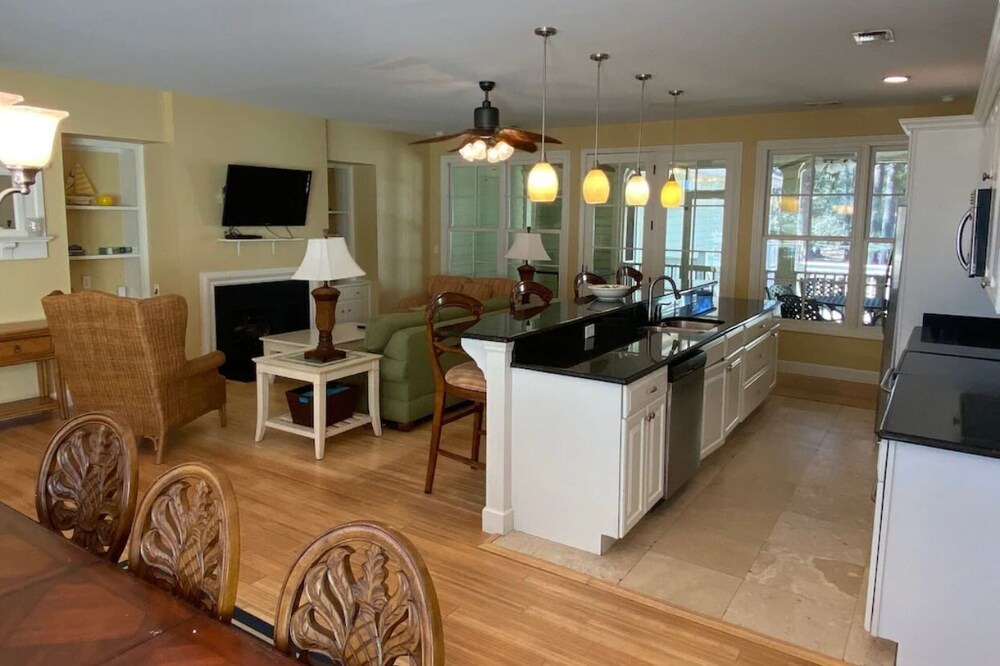 Photo of Livingroom in Melrose on the Beach
