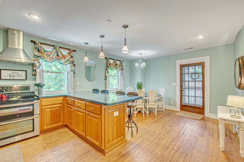Photo of Kitchen in Summerville Historic District