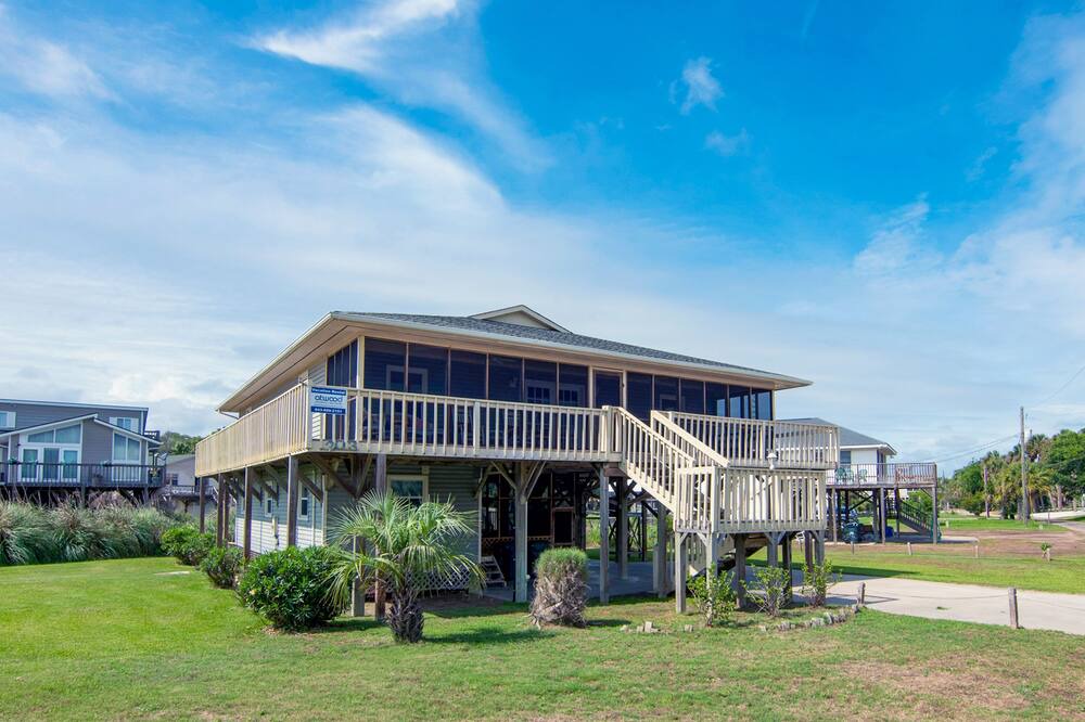 Photo of Others in Edisto Island