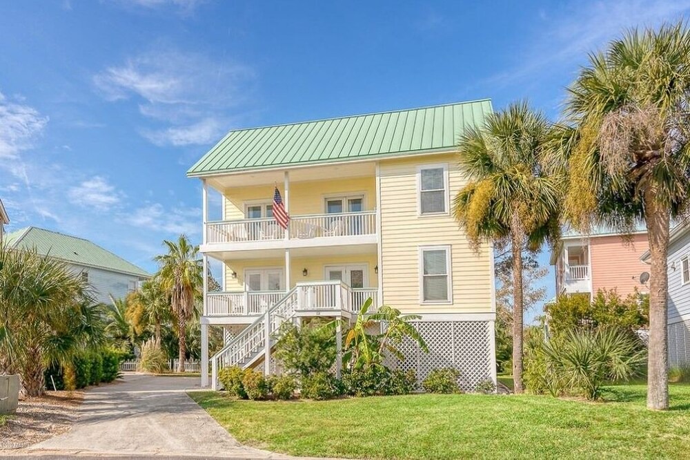 Photo of Outdoor in Oceanmarsh Subdivision