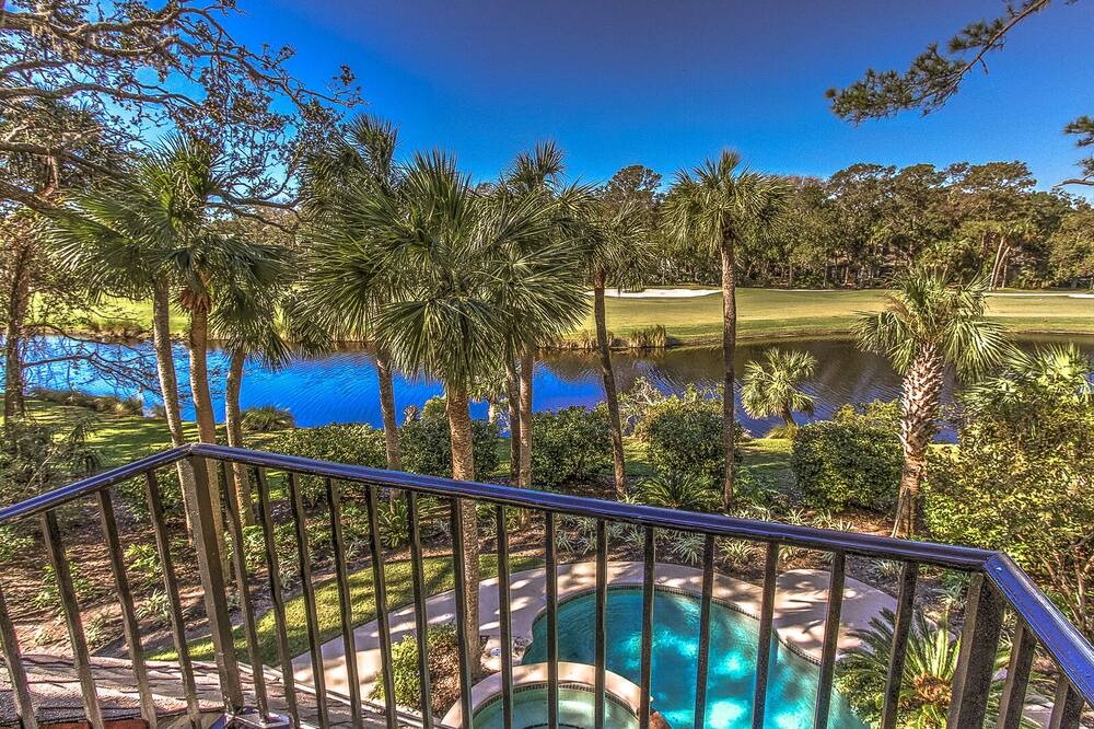 Photo of Patio Balcony in Beach Lagoon