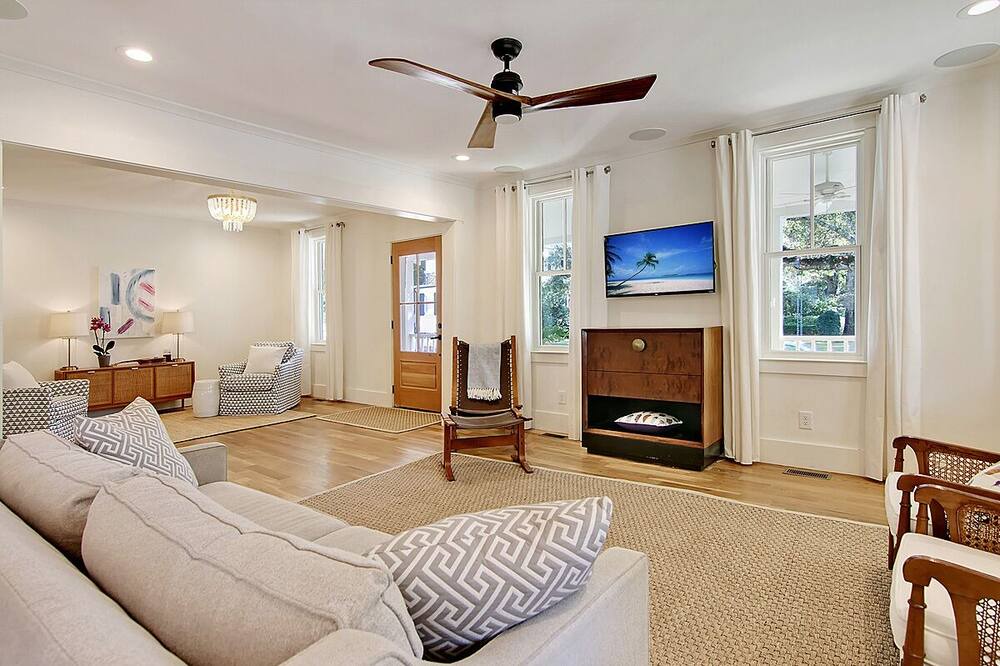 Photo of Livingroom in Old Village