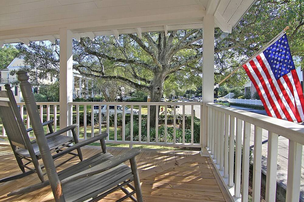 Photo of Patio Balcony in Old Village