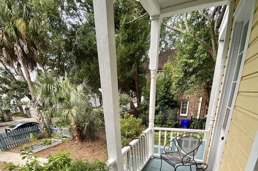 Photo of Patio Balcony in Harleston Village
