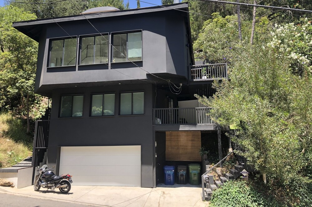 Photo of Outdoor in Beverly Glen
