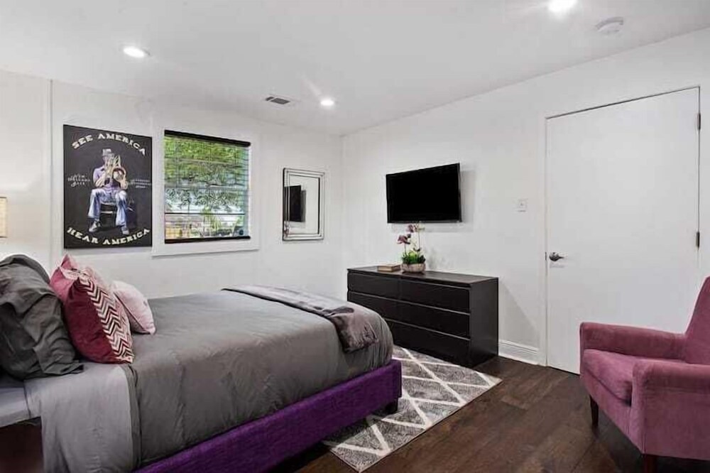 Photo of Bedroom in Seventh Ward