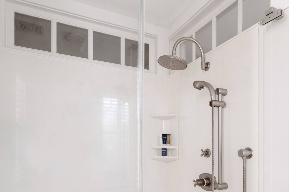 Photo of Bathroom in South of Broad