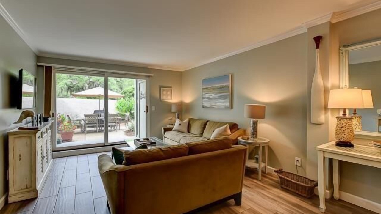 Photo of Livingroom in Harbour Town