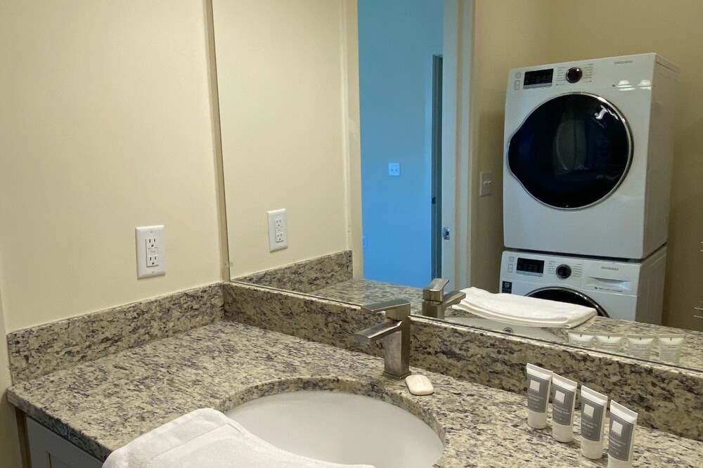 Photo of Bathroom in Eden