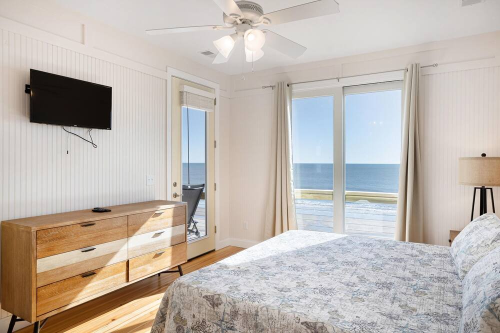 Photo of Bedroom in Edisto Island