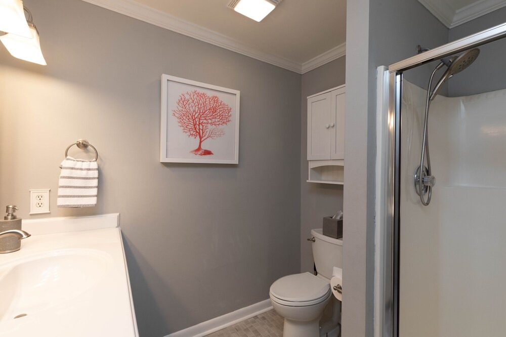 Photo of Bathroom in Sealoft Villas
