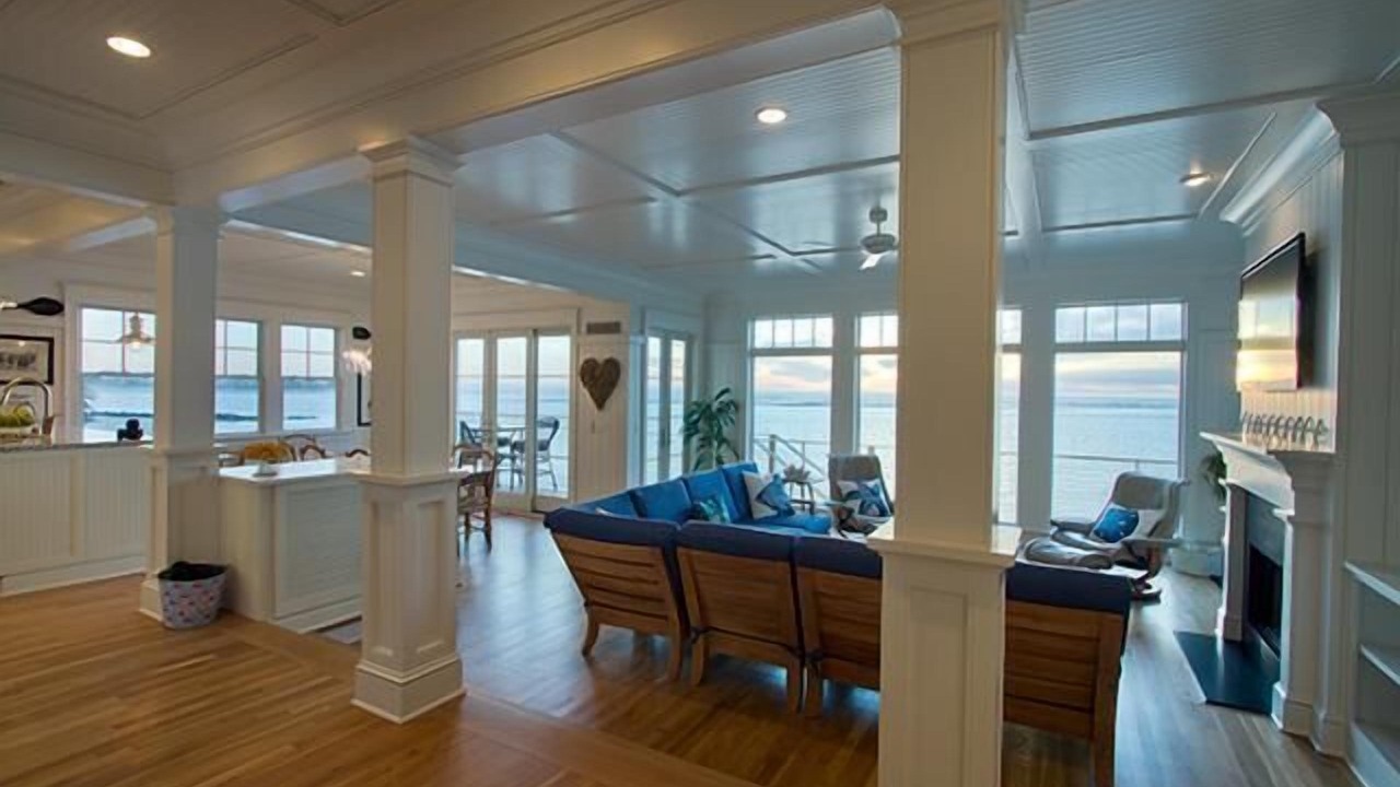 Photo of Livingroom in Sullivan's Island