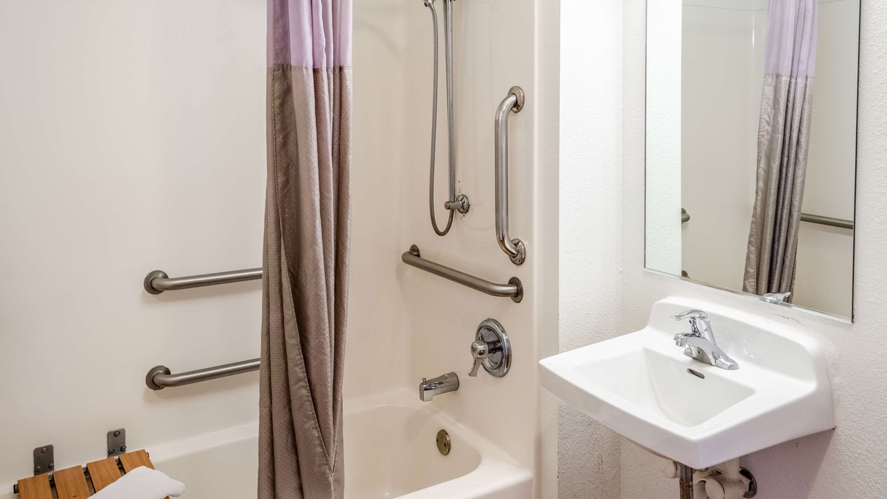 Photo of Bathroom in North Charleston