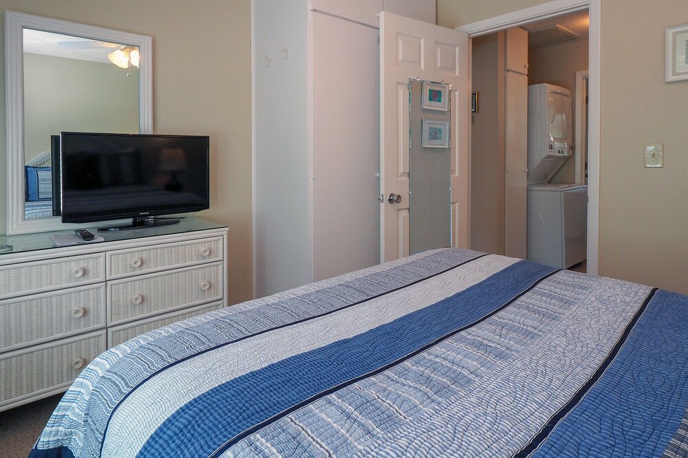 Photo of Bedroom in Tarpon Pond
