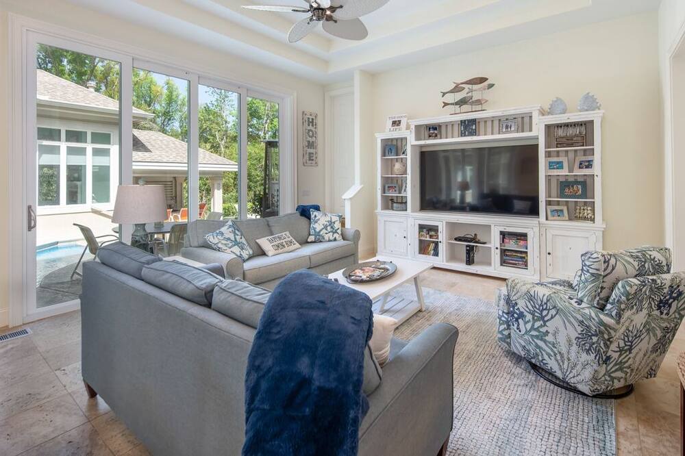 Photo of Livingroom in Palmetto Dunes