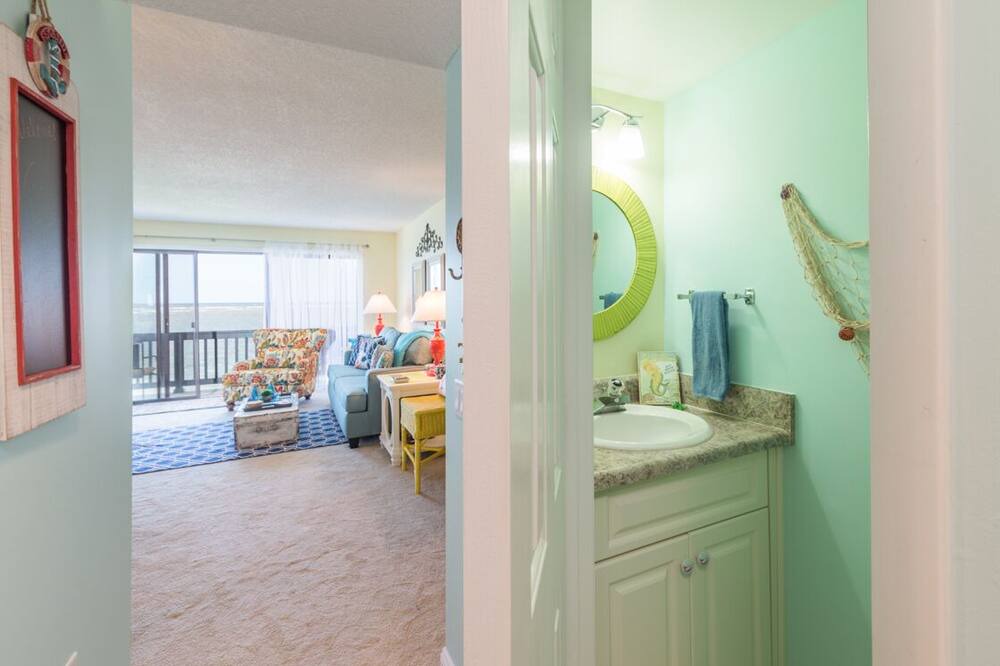 Photo of Bedroom in Saint Helena Island