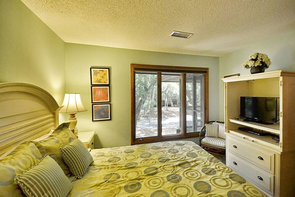 Photo of Bedroom in Kiawah Island