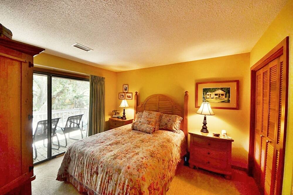 Photo of Bedroom in Kiawah Island