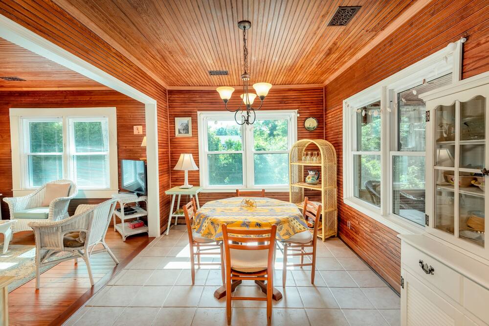 Photo of Livingroom in Folly Beach