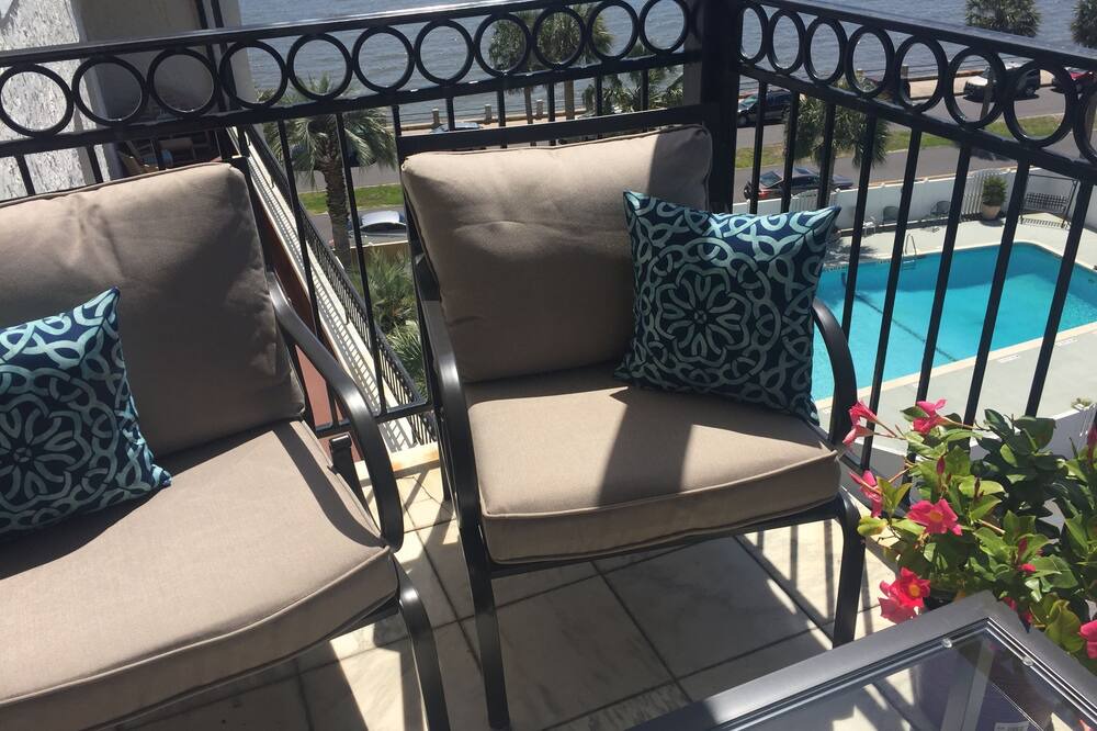 Photo of Patio Balcony in South of Broad
