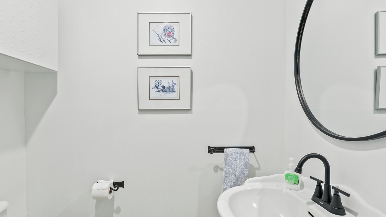 Photo of Bathroom in Beach Institute
