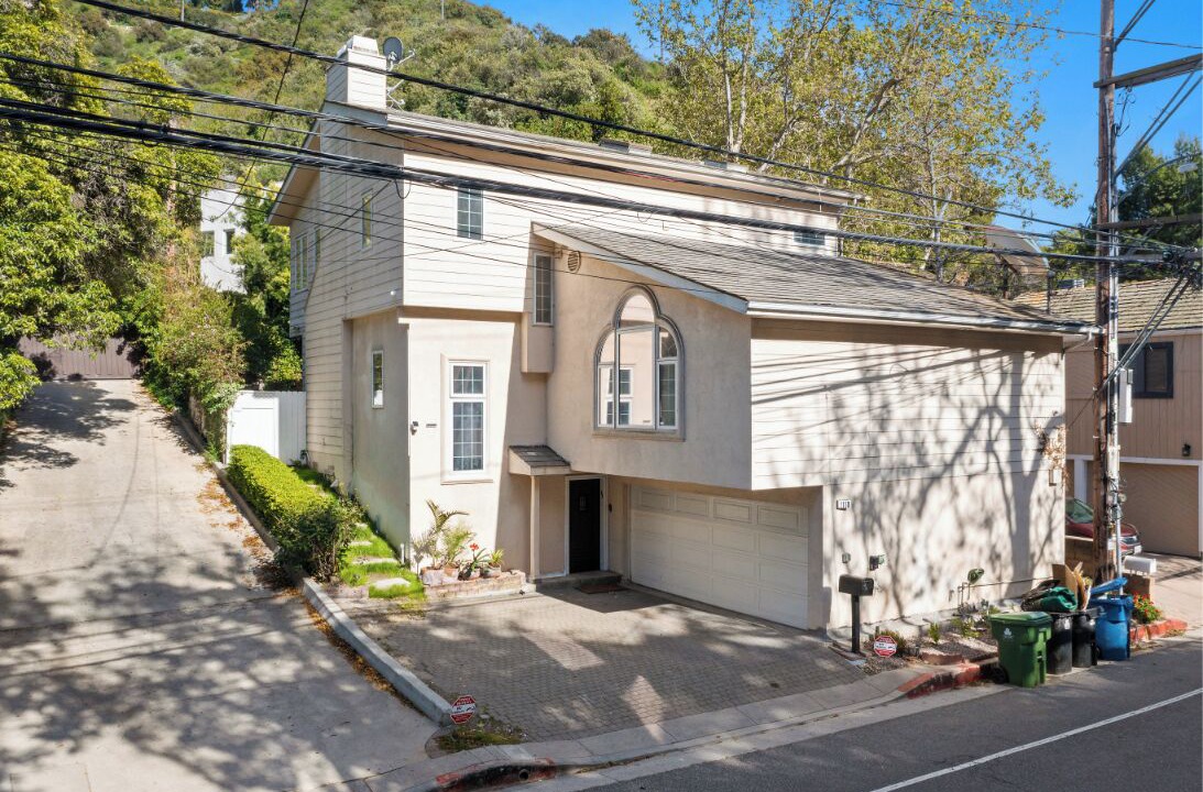 Photo of Outdoor in Beverly Glen