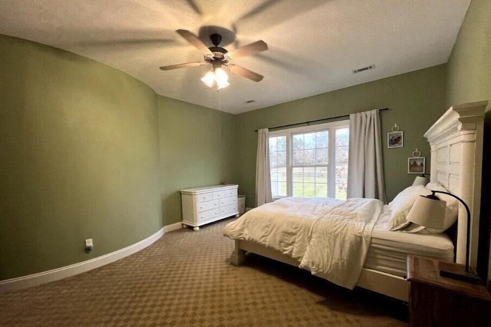 Photo of Bedroom in Aiken