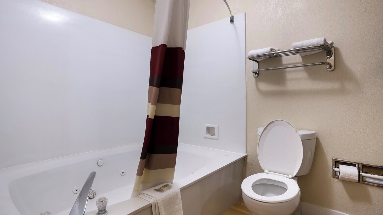 Photo of Bathroom in Statesboro