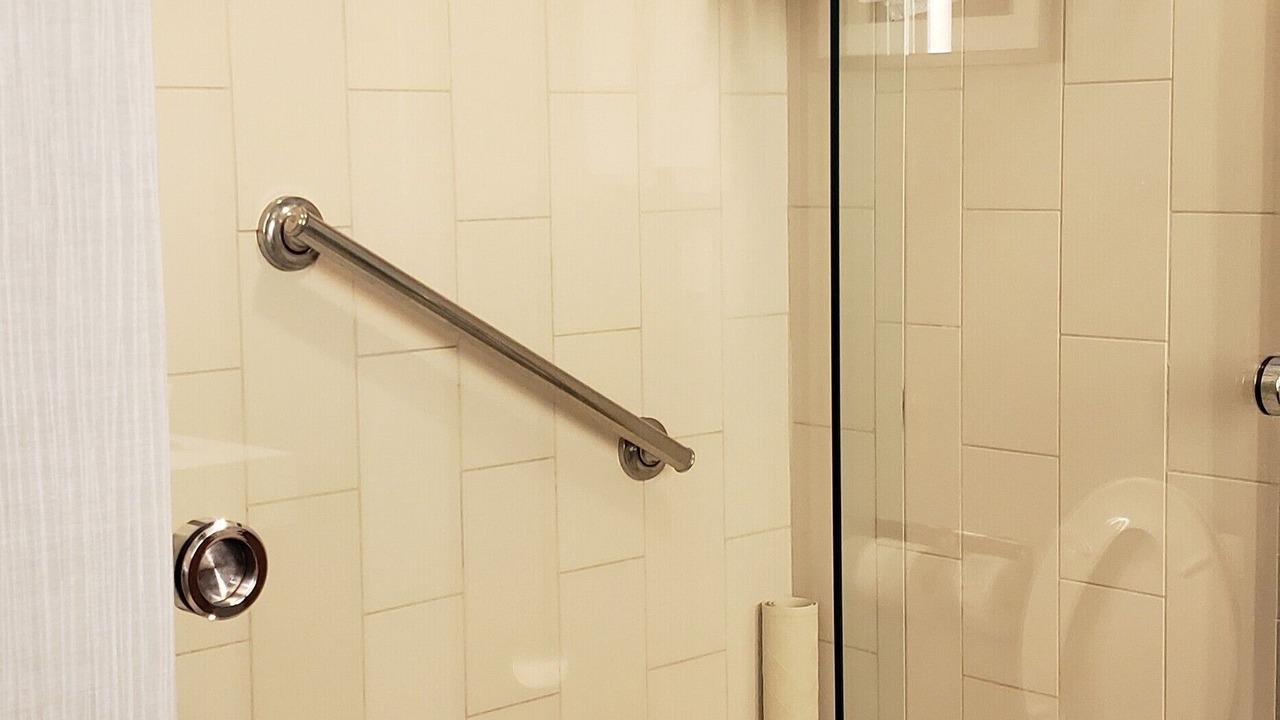 Photo of Bathroom in Eden