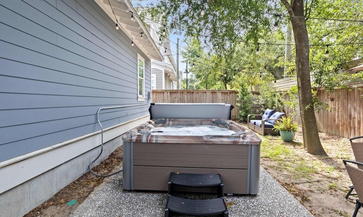 Photo of Outdoor in Mount Pleasant