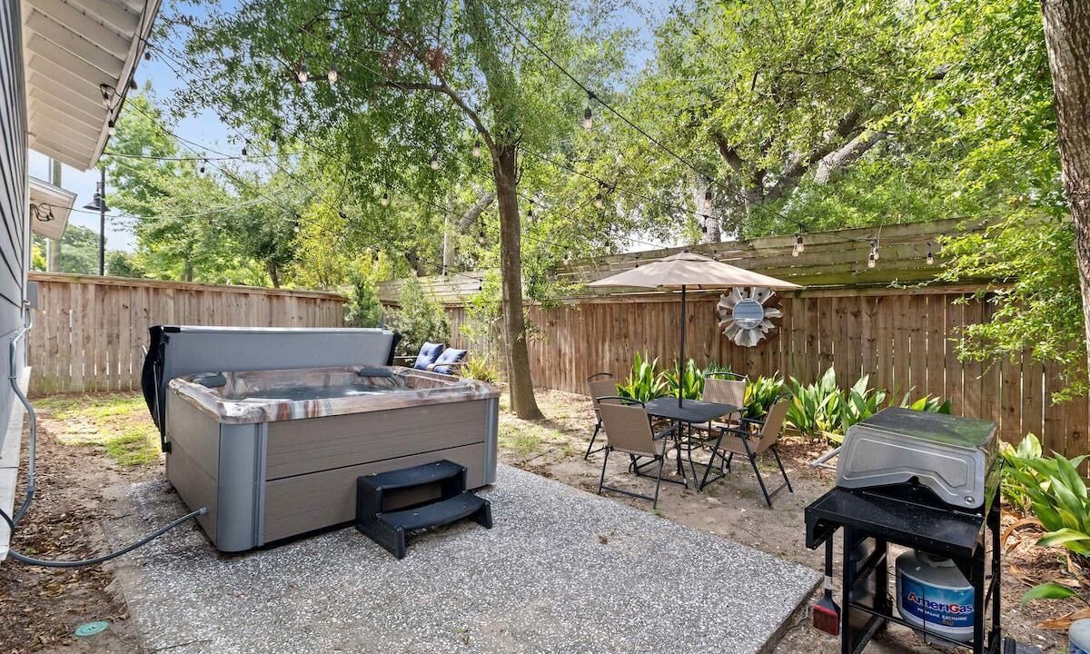 Photo of Outdoor in Mount Pleasant