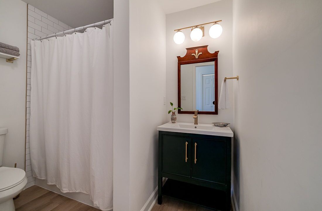 Photo of Bathroom in Beach Institute