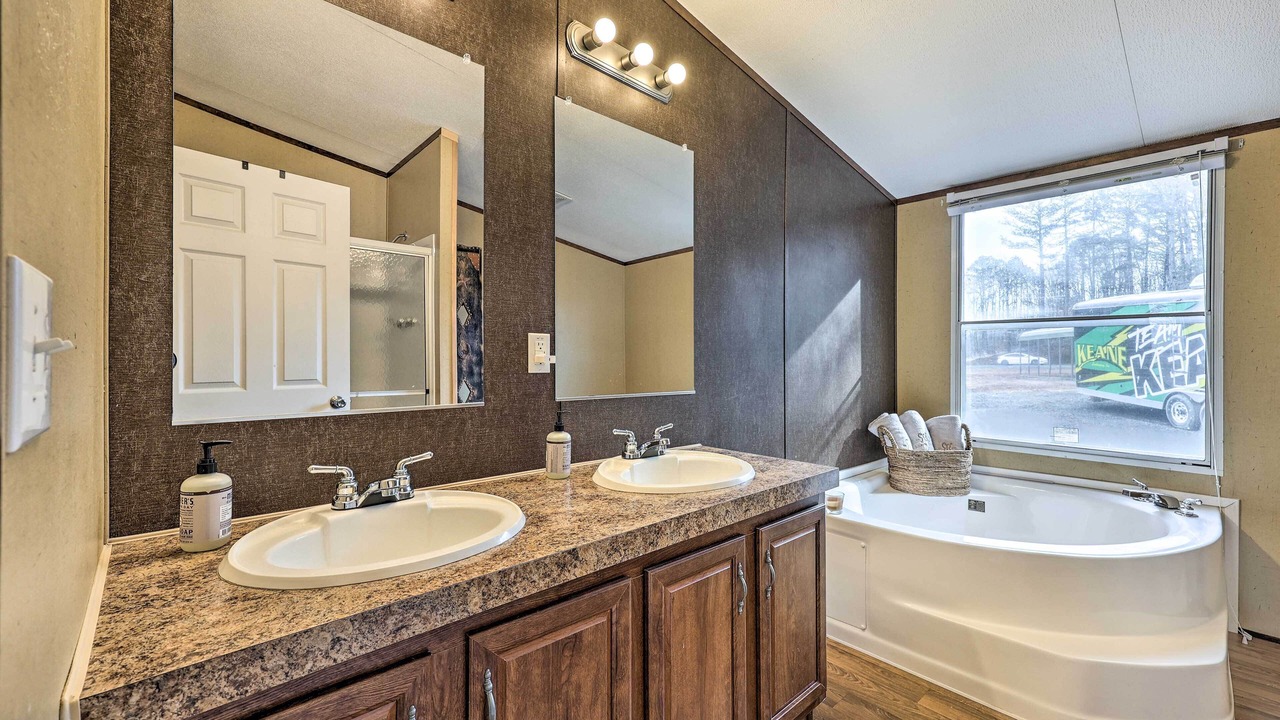 Photo of Bathroom in Ozark