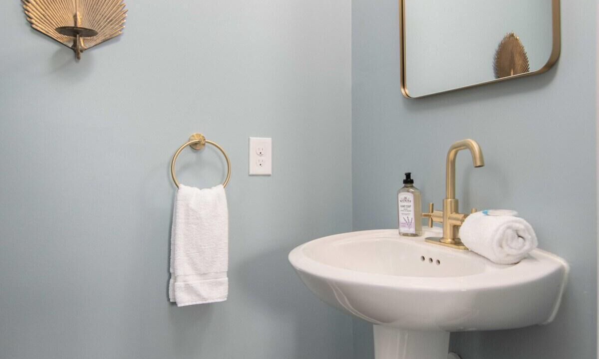 Photo of Bathroom in North Charleston