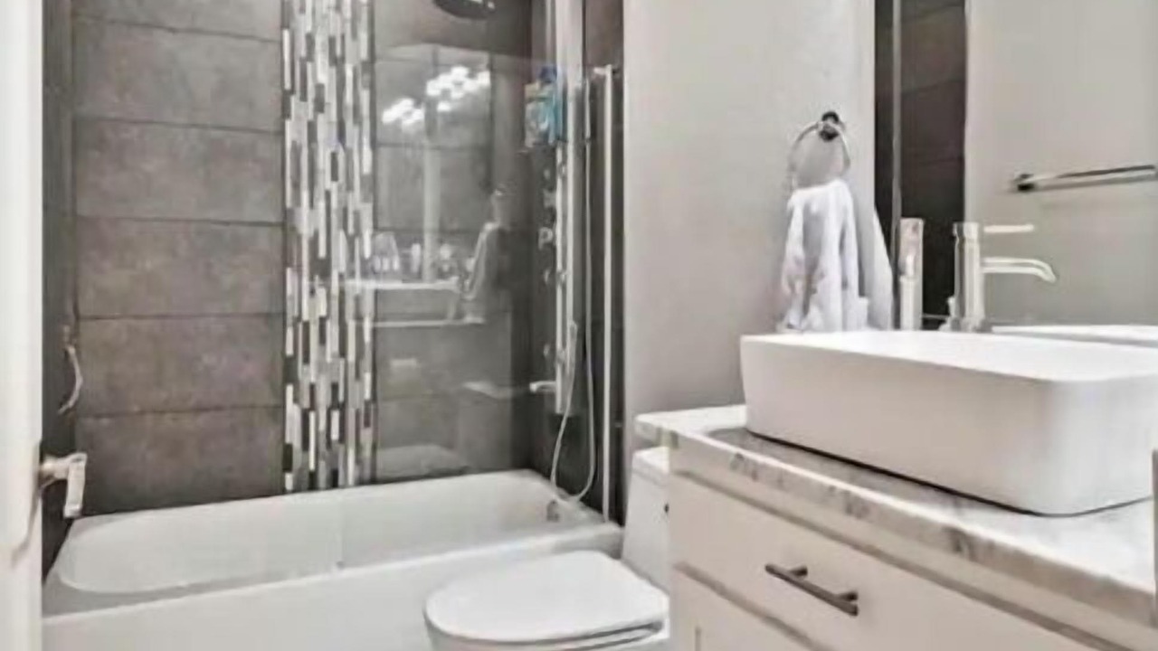 Photo of Bathroom in Beaver Shores