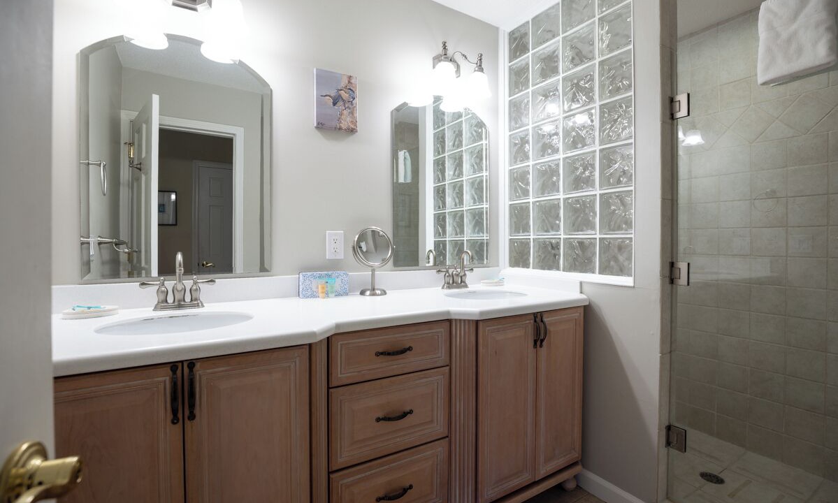 Photo of Bathroom in Shipyard Plantation